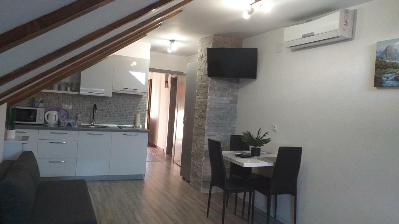 Studio Apartmani Patricia Smoljanac Exteriér fotografie