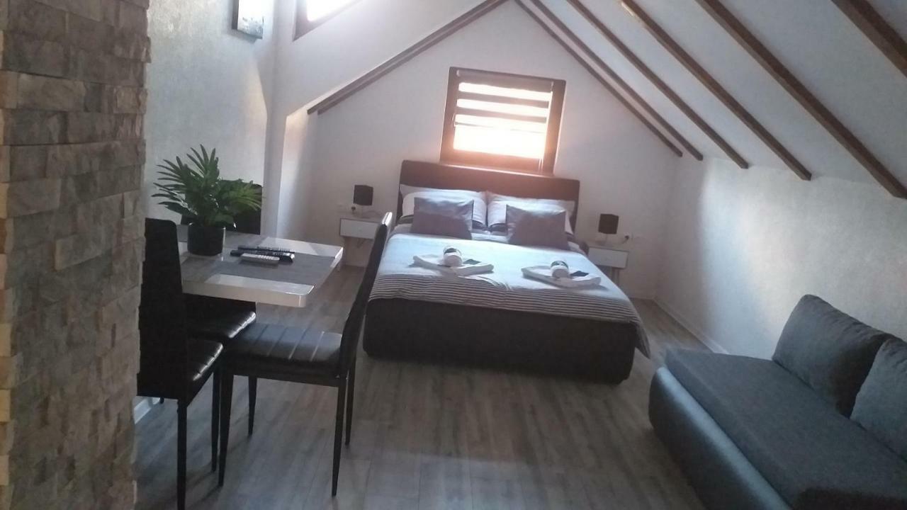 Studio Apartmani Patricia Smoljanac Exteriér fotografie