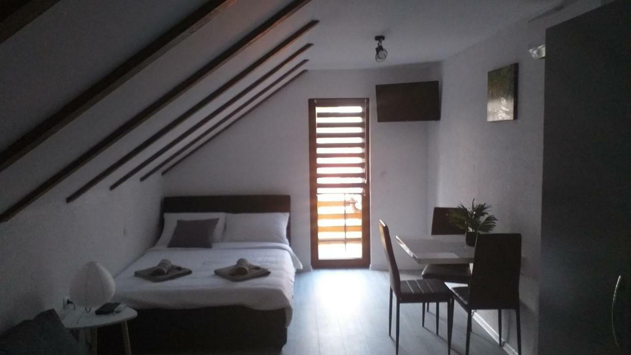 Studio Apartmani Patricia Smoljanac Exteriér fotografie